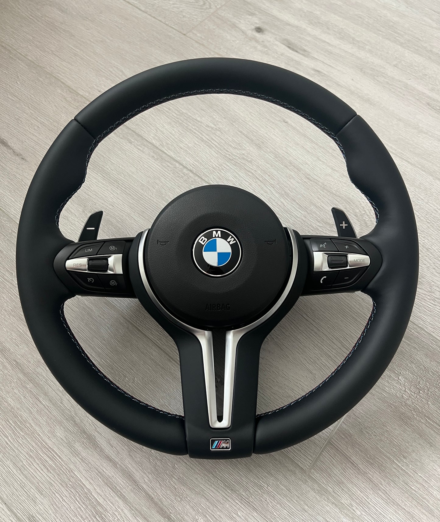 BMW M Lenkrad für 1er 2er 3er 4er F20 F21 F22 F30 F31 F32 F33 F34 F36