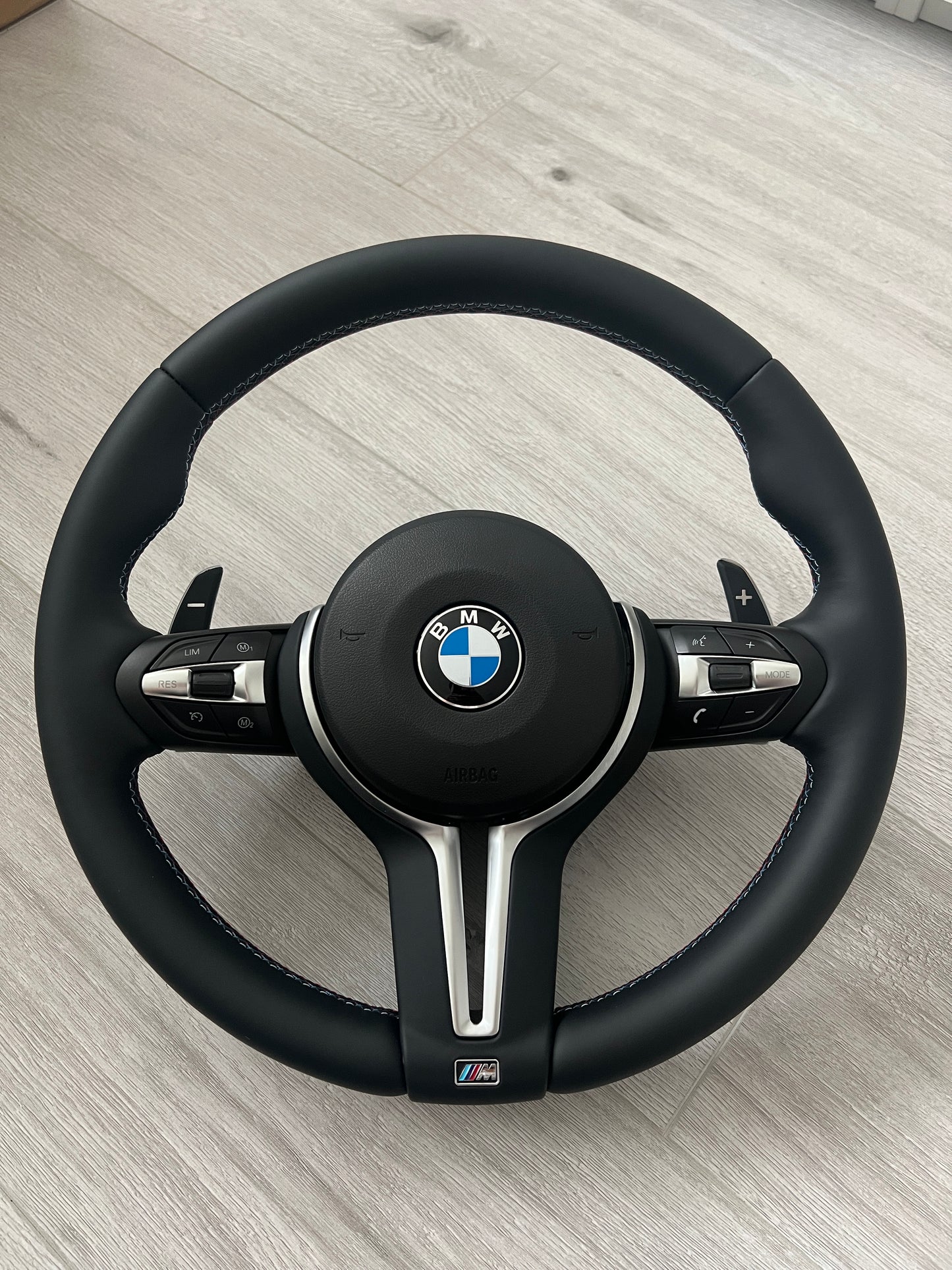 BMW M Lenkrad für 5er, 6er, 7er F01 F06 F07 F10 F11 F12 F13
